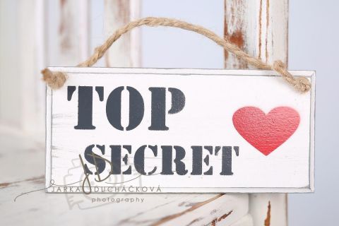 Tabulka dřevěná TOP SECRET