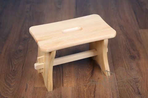 Stolička dřevěná přírodní
