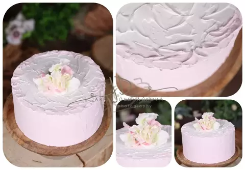 Dort  Ø20cm se zdobením růžovo bílý