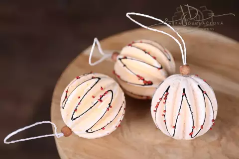 Ozdoba - 3ks - perníčková koule s čokoládou Ozdoba - 3ks - perníčková koule s čokoládou