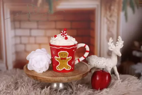 Hrneček vánoční se šlehačkou - Perníček 2