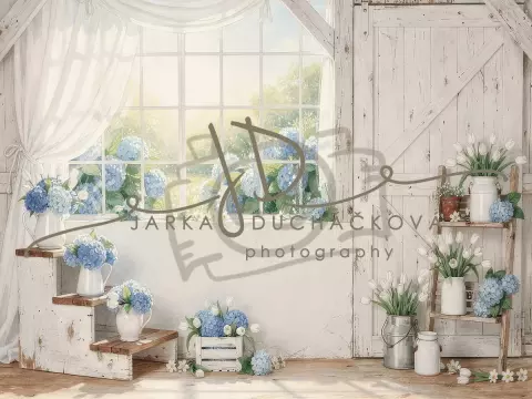 Stodola s hortenziemi 10