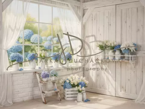 Stodola s hortenziemi 13 Stodola s hortenziemi 13