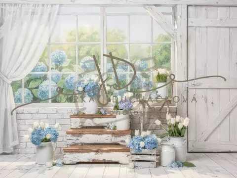 Stodola s hortenziemi 4