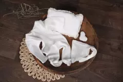 Sada NEWBORN - overálek + čepička + polštářek + srdíčko