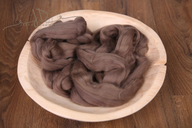 JD PHOTOGRAPHY  MERINO vlna - česanec - hnědá