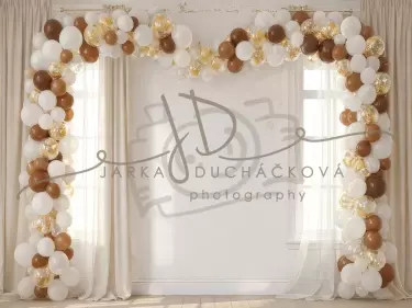 NAROZENINY - okna s balonky 7